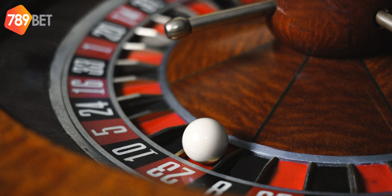 Roulette Mỹ: Trải Nghiệm Mới Tại Nền Tảng Giải Trí 789bet 4 Chiến lược cược và quản lý vốn thông minh